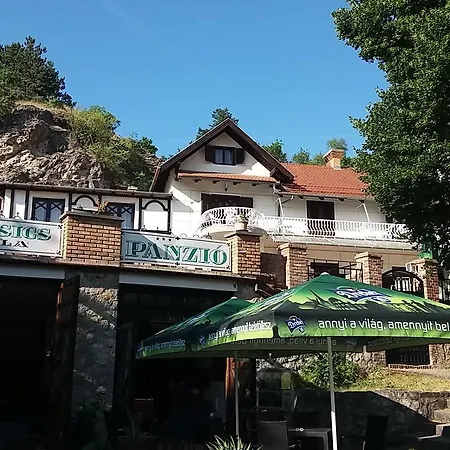 Valcsics Villa Panzió-2